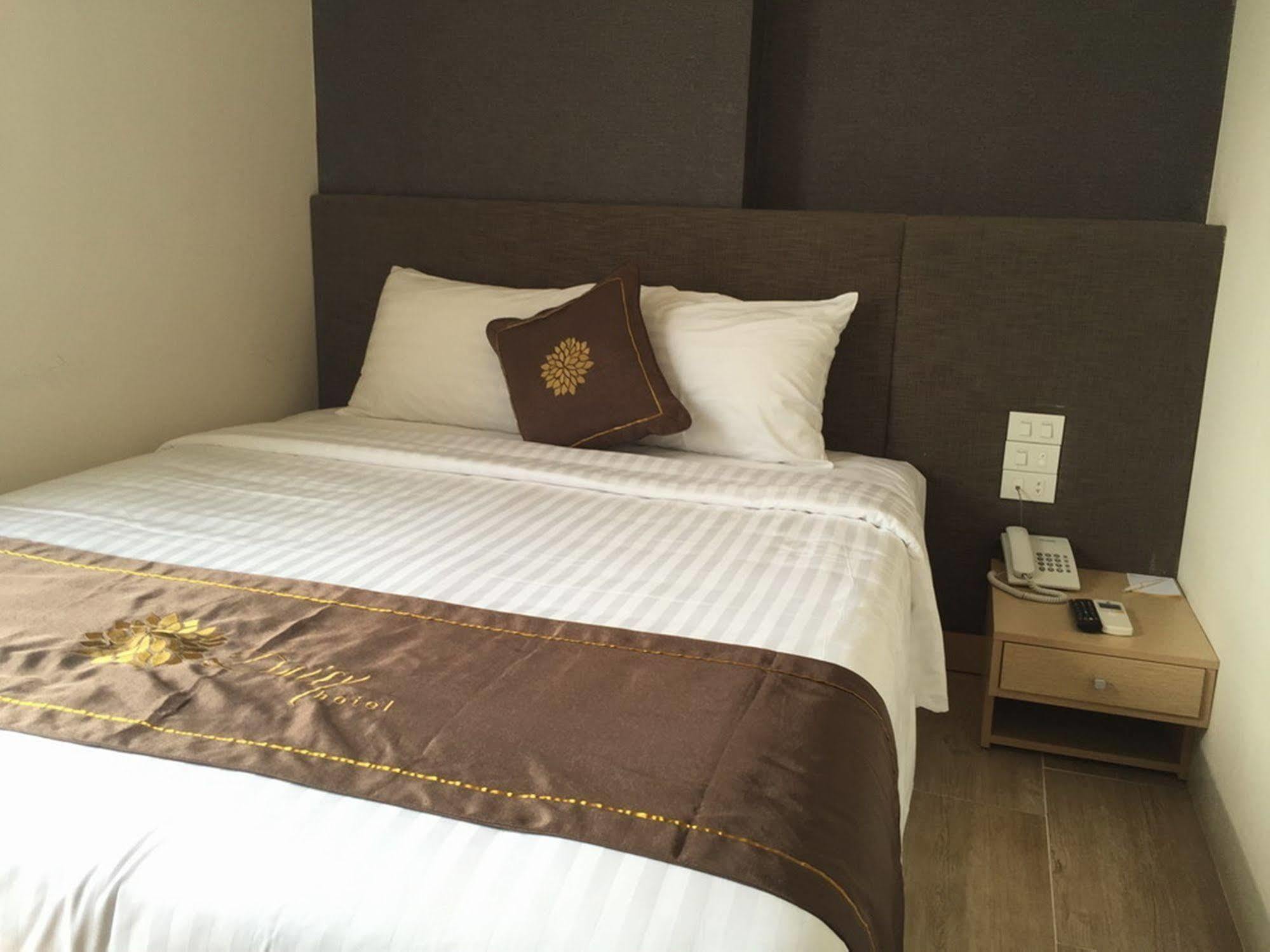 Daisy Hotel Nha Trang Exterior foto