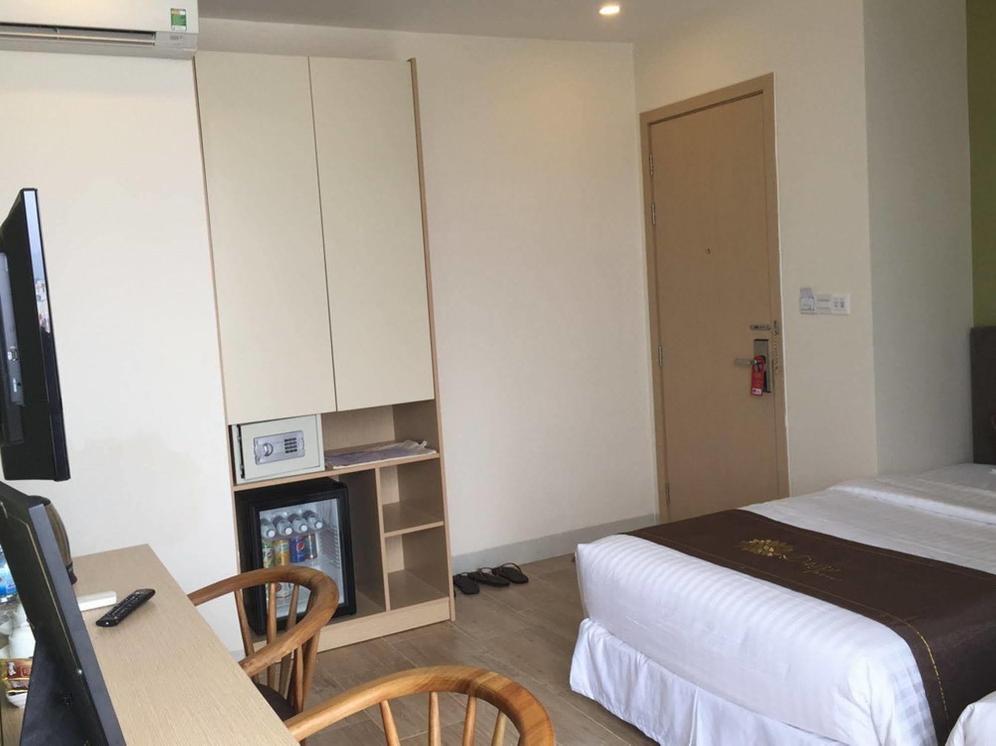 Daisy Hotel Nha Trang Exterior foto