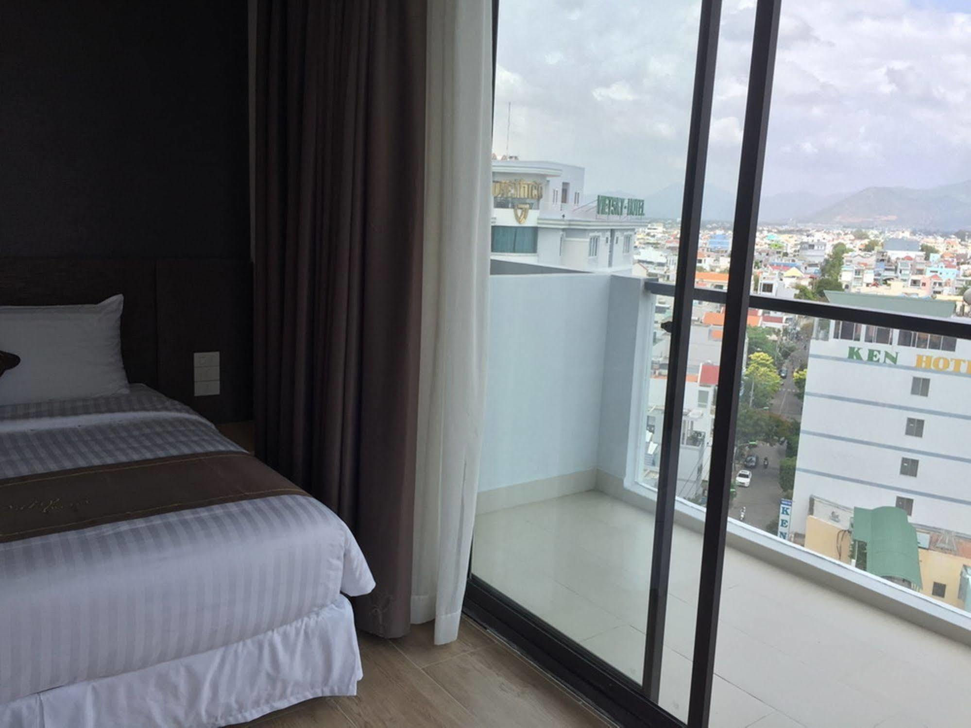 Daisy Hotel Nha Trang Exterior foto