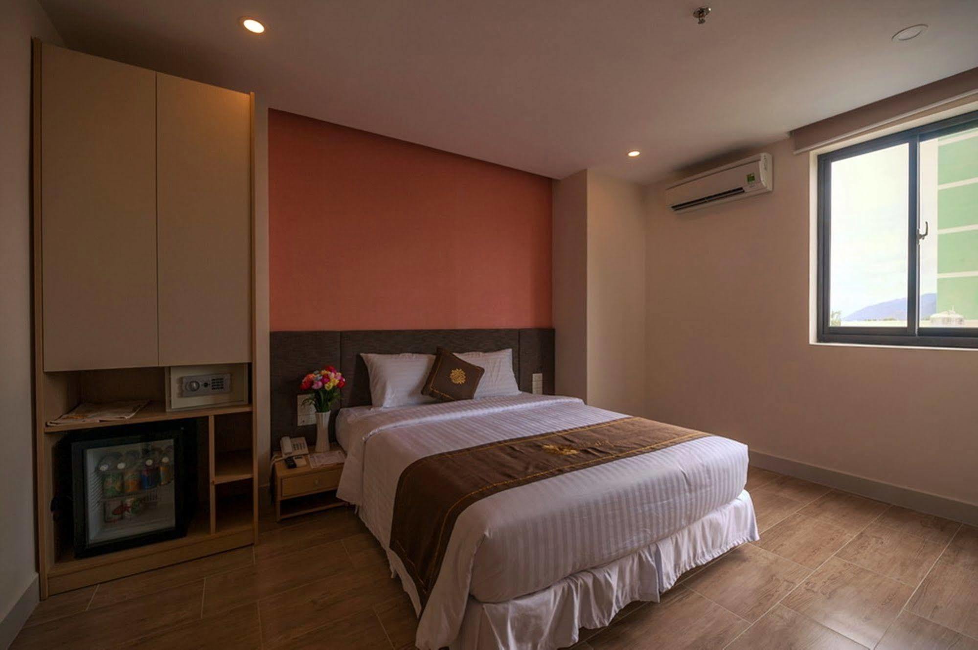 Daisy Hotel Nha Trang Exterior foto