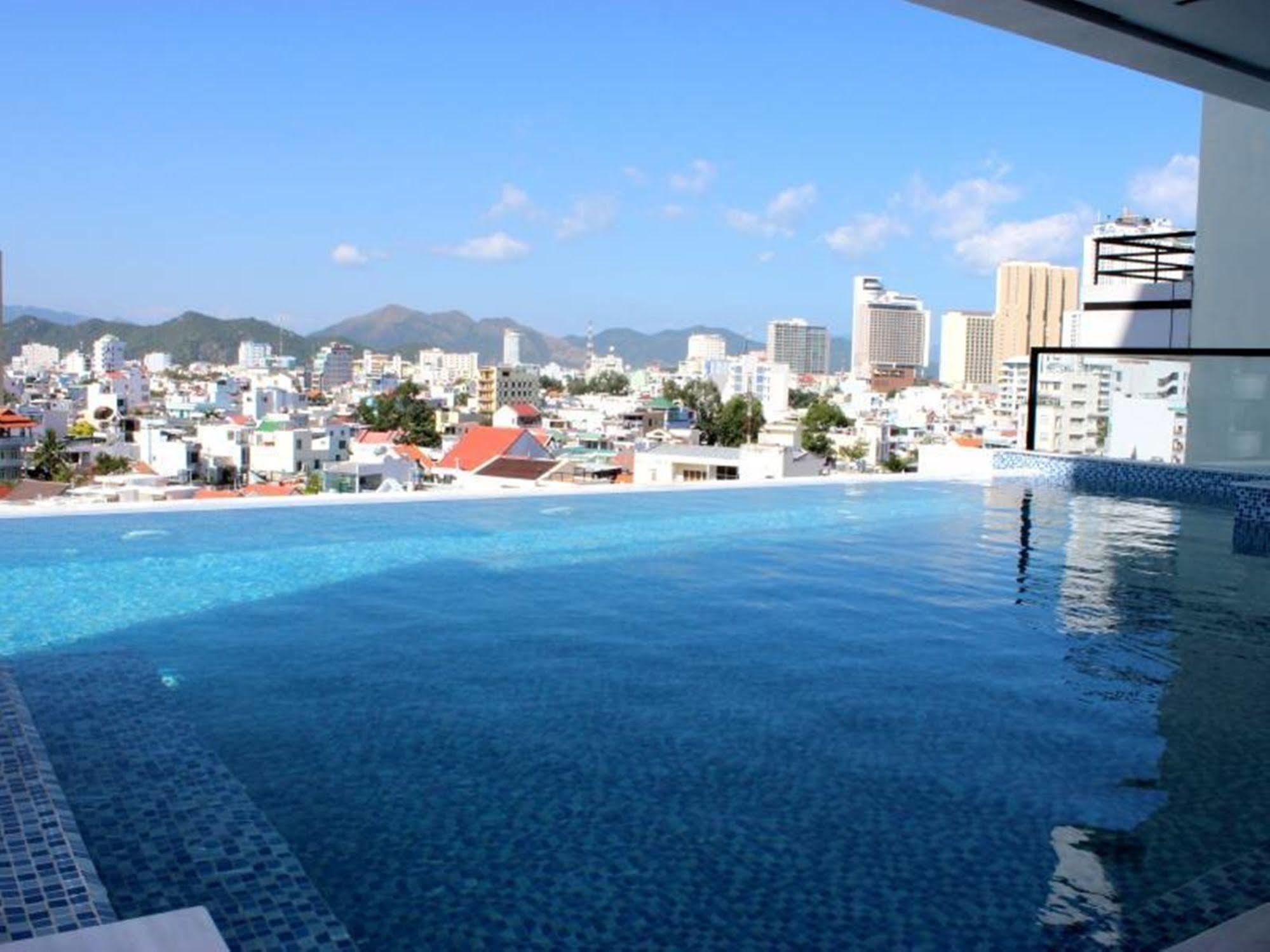 Daisy Hotel Nha Trang Exterior foto